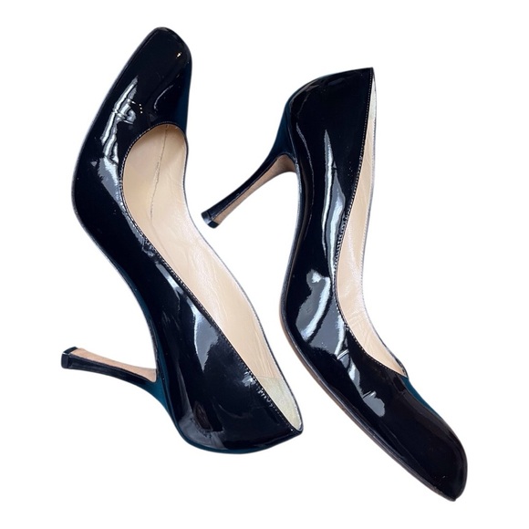 Manolo Blahnik Black Patent Leather Almond Toe Pumps - Picture 6 of 6